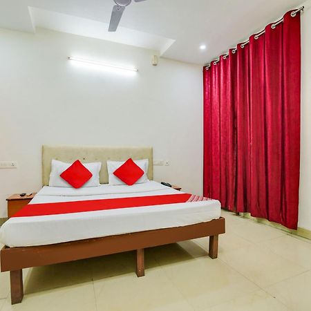 Hotel O Platinum Inn Nayagaon Екстер'єр фото