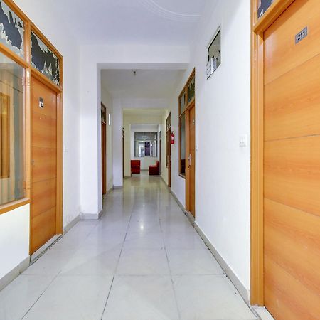 Hotel O Platinum Inn Nayagaon Екстер'єр фото