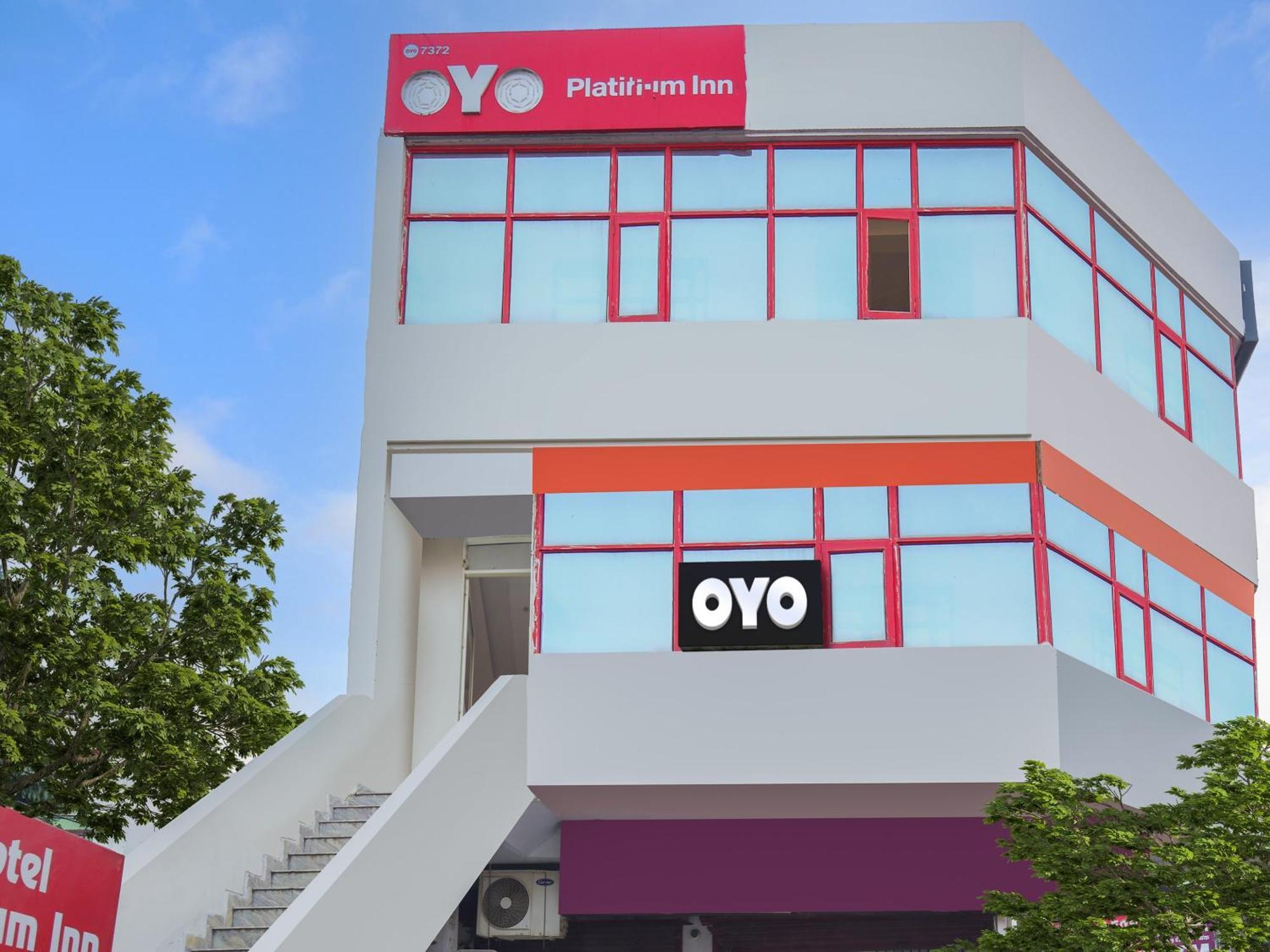 Hotel O Platinum Inn Nayagaon Екстер'єр фото