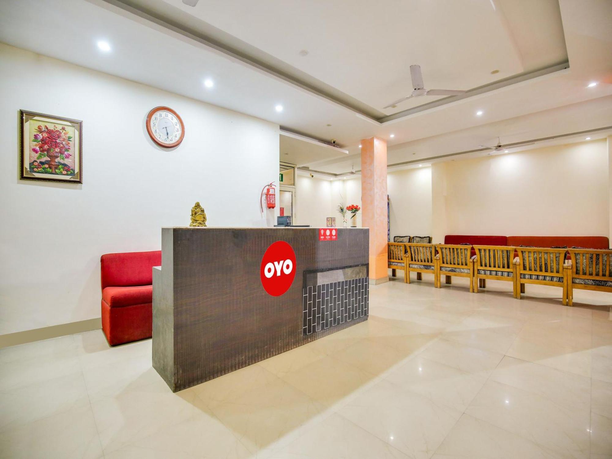 Hotel O Platinum Inn Nayagaon Екстер'єр фото