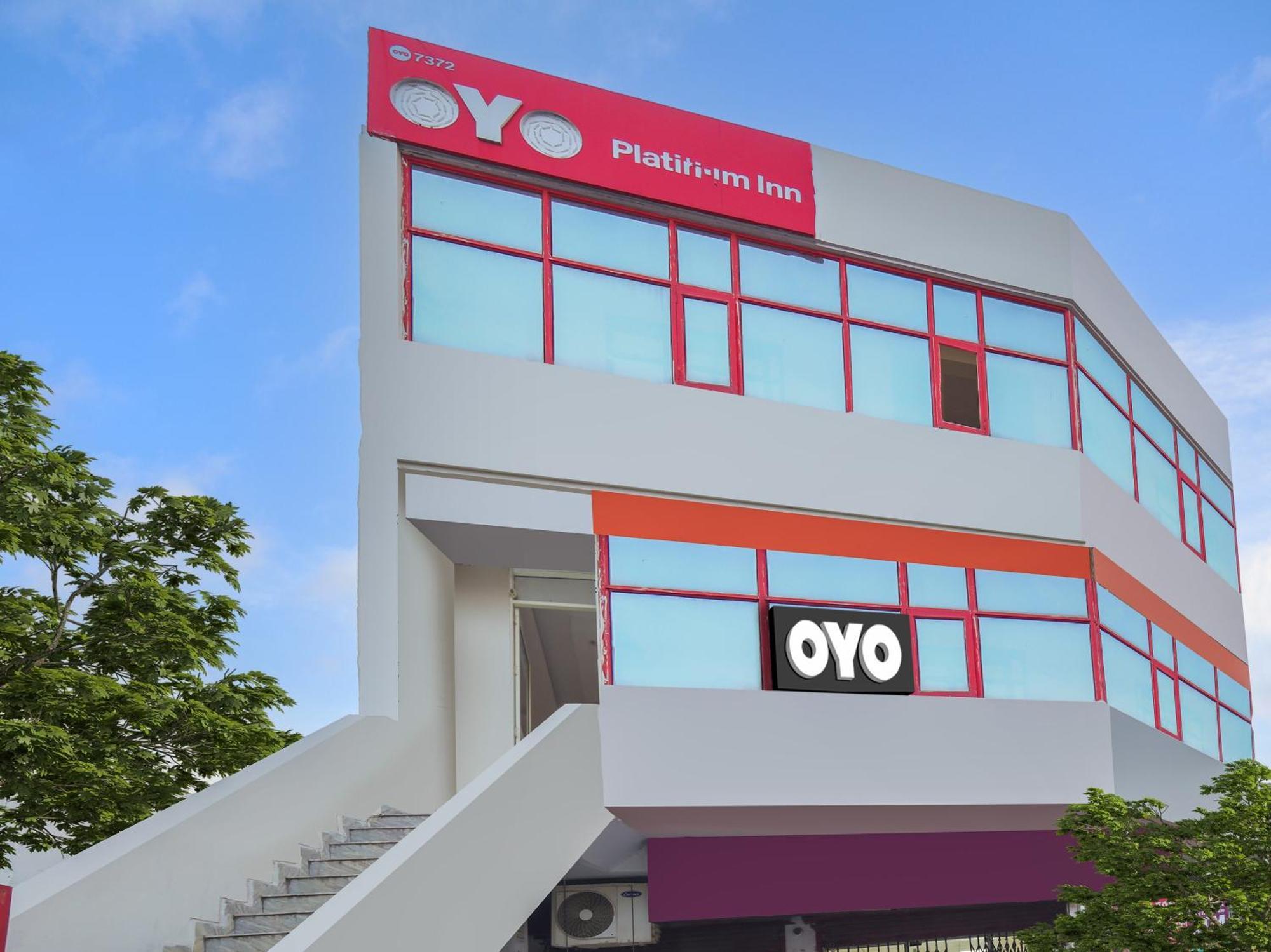 Hotel O Platinum Inn Nayagaon Екстер'єр фото